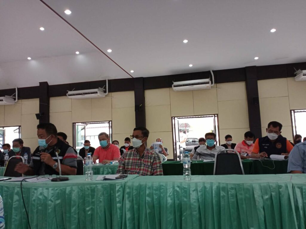 ร่วมประชุมคณะกรรมการศูนย์ปฏิบัติการภาวะฉุกเฉิน (EOC) อำเภอเมืองอุตรดิตถ์ ศูนย์ปฏิบัติการควบคุมโรคอำเภอเมืองอุตรดิตถ์ (ศปก.อ.เมืองอุตรดิตถ์) และคณะอนุกรรมการ พชอ.ประเด็นการควบคุมป้องกันโรคติดเชื้อไวรัสโคโรนา 2019 (COVID-19) อำเภอเมืองอุตรดิตถ์ ครั้งที่ 1/ 2565