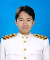 นายอรรถพร กลิ่นเพชร