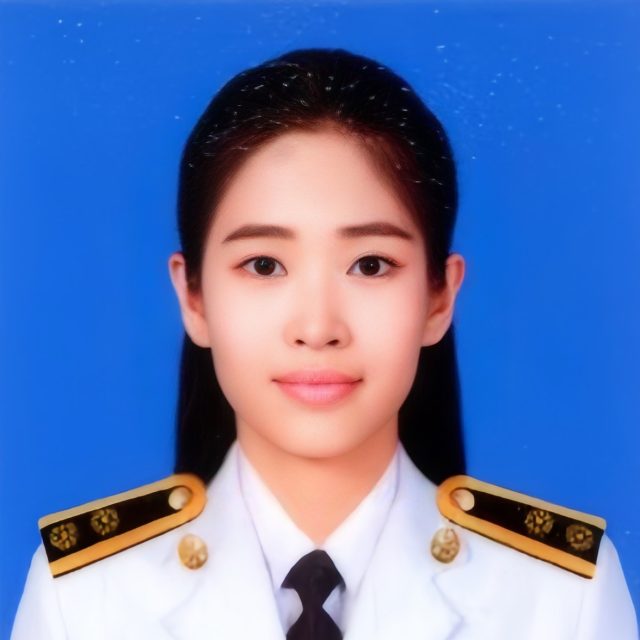 นางสาววรวลัญช์ สุทธา
