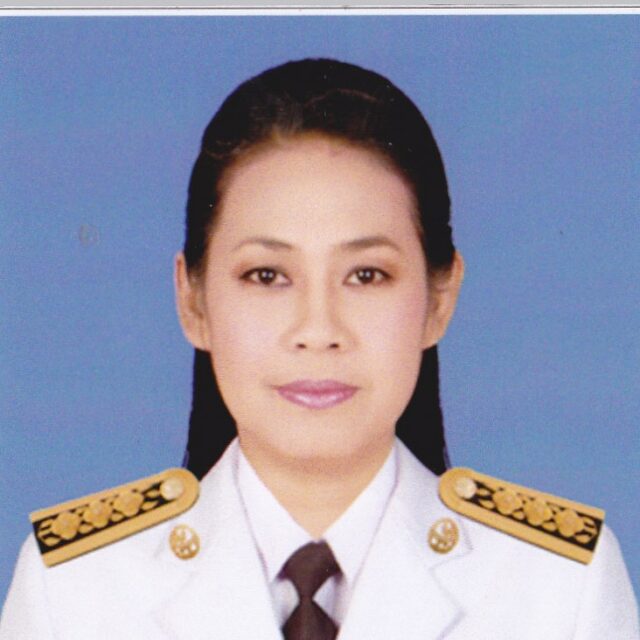 นางพิรุณ ศรีสังข์